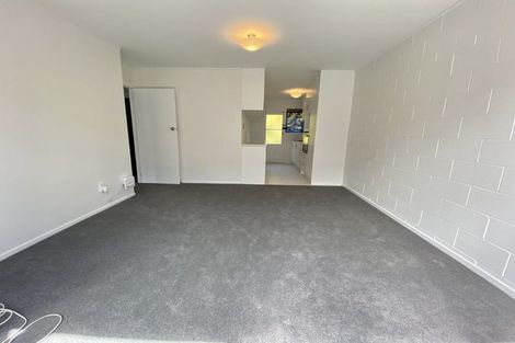 Photo of property in 2/767 Beach Road, Browns Bay, Auckland, 0630
