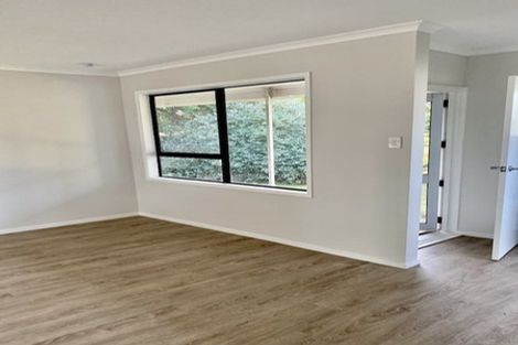 Photo of property in 281 One Tree Point Road, One Tree Point, 0118