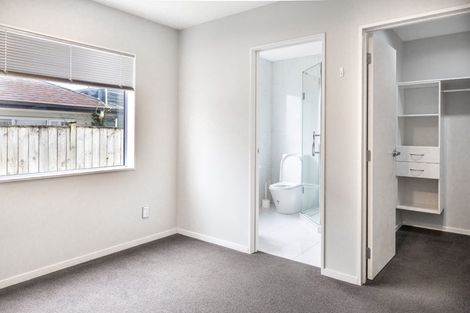 Photo of property in 140s Hepburn Road, Glendene, Auckland, 0602