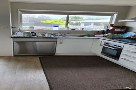 Photo of property in 3/7 Davies Street, Tawa, Wellington, 5028