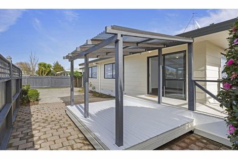 Photo of property in 22 Lloyd Drive, Nawton, Hamilton, 3200