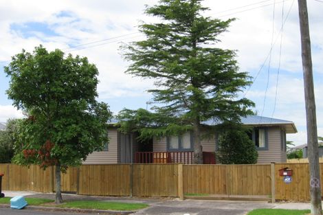 Photo of property in 10 Alanbrooke Crescent, Avondale, Auckland, 0600