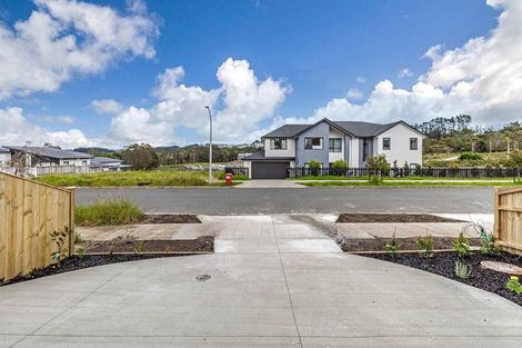 Photo of property in 41 Sunnyheights Road, Orewa, 0931