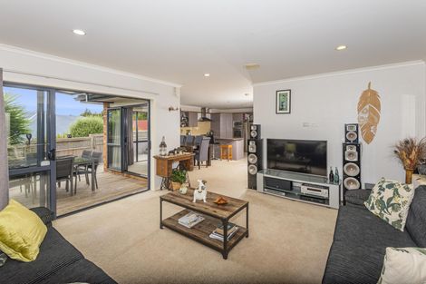 Photo of property in 24 Lochiel Place, Te Kamo, Whangarei, 0112