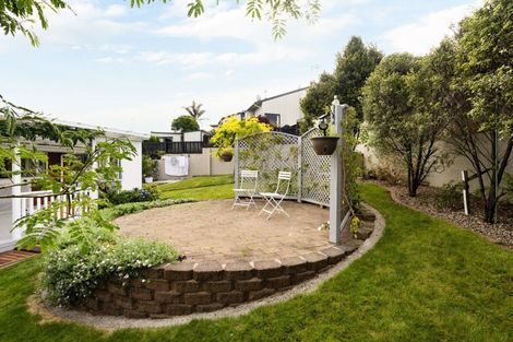 Photo of property in 51 Dinsdale Road, Dinsdale, Hamilton, 3204