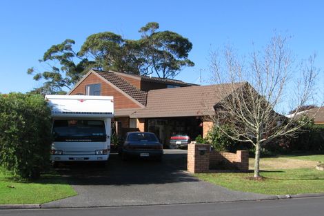 Photo of property in 48 Maygrove Drive, Orewa, 0931