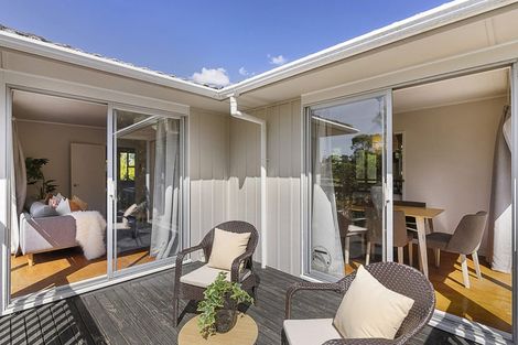 Photo of property in 1/114 Sycamore Drive, Sunnynook, Auckland, 0620