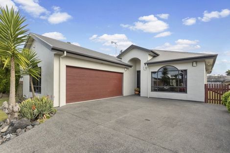 Photo of property in 14 Thistlewood Avenue, Hamilton East, Hamilton, 3216