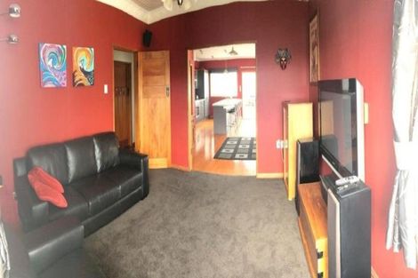 Photo of property in 8 Vogel Street, Fitzroy, New Plymouth, 4312