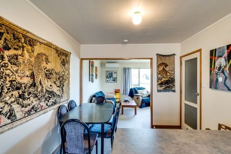 Photo of property in 2/211 Windsor Avenue, Parkvale, Hastings, 4122