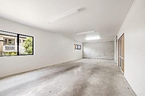 Photo of property in 68 Redwing Street, Browns Bay, Auckland, 0630