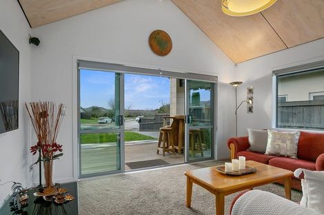 Photo of property in 23 Brancaster Place, Cambridge, 3434