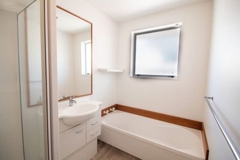 Photo of property in 3/5 Broadbent Street, Riccarton, Christchurch, 8041