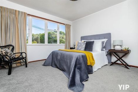 Photo of property in 102 Helston Road, Paparangi, Wellington, 6037