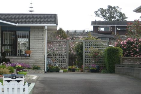 Photo of property in 2/34 Waimea Street, Westown, New Plymouth, 4310