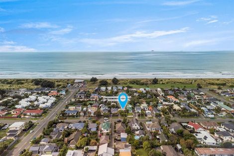 Photo of property in 115 Pine Avenue, South New Brighton, Christchurch, 8062