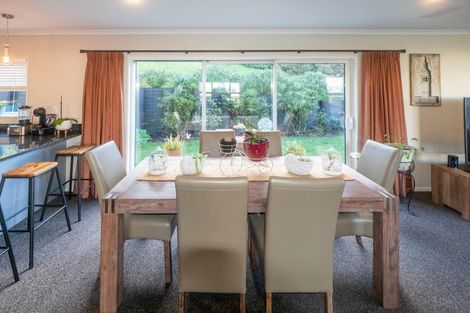 Photo of property in 51 Mauldeth Terrace, Churton Park, Wellington, 6037