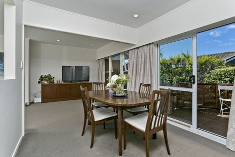Photo of property in 2/43 Northumberland Avenue, Belmont, Auckland, 0622