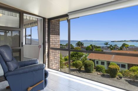 Photo of property in 8 Vivian Drive, Omokoroa, 3114