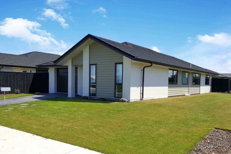 Photo of property in 61 Farnborough Way, Rolleston, 7615