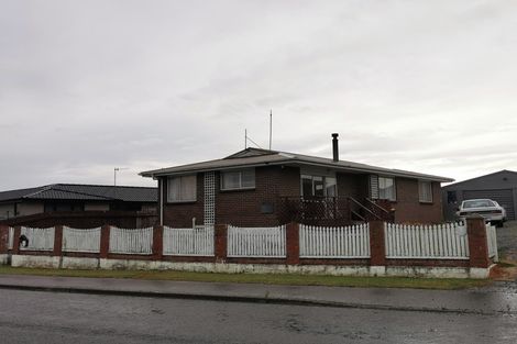 Photo of property in 132 Mavora Crescent, Heidelberg, Invercargill, 9812