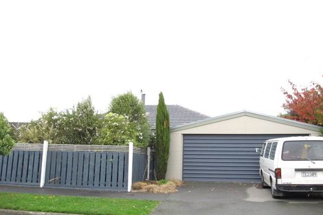 Photo of property in 10 Ealing Street, Northcote, Christchurch, 8052