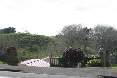 Photo of property in 329 Tukapa Street, Hurdon, New Plymouth, 4310