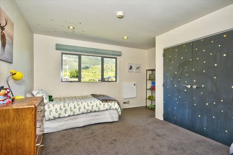 Photo of property in 11 Poolburn Court, Lake Hayes, Queenstown, 9304