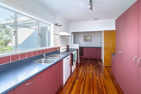 Photo of property in 11 Kenward Crescent, Featherston, 5710