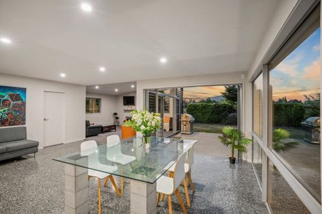 Photo of property in 3 Rere Road, Lake Hayes, Queenstown, 9304