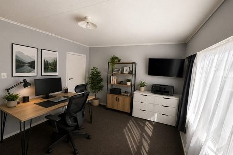 Photo of property in 18 Kimihia Road, Huntly, 3700