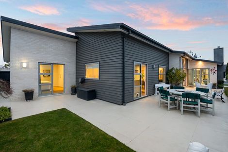 Photo of property in 12 Brookwater Avenue, Northwood, Christchurch, 8051