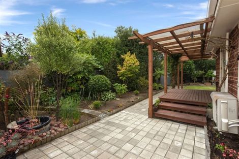 Photo of property in 8 Merton Place, Bryndwr, Christchurch, 8053