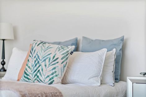 Photo of property in 3 Elevation Street, Flat Bush, Auckland, 2019