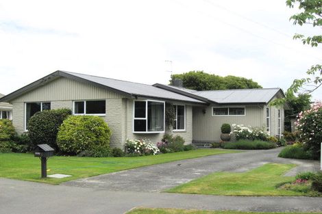 Photo of property in 5 Bendale Place, Avonhead, Christchurch, 8042