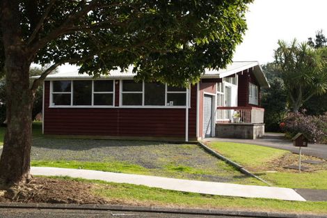 Photo of property in 5 Ben Lora Place, Mangere East, Auckland, 2024