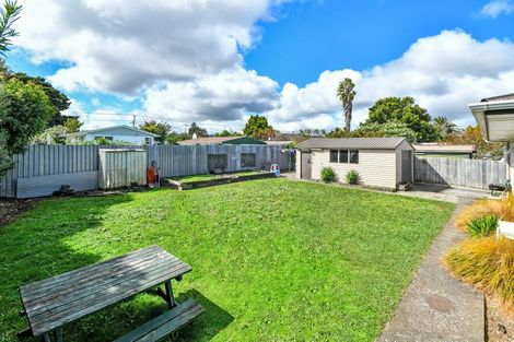 Photo of property in 14 Orion Street, Papakura, 2110