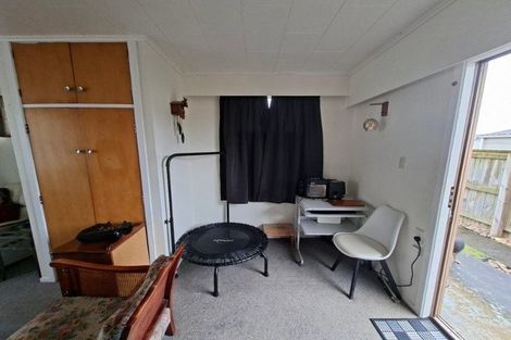 Photo of property in 9 Worcester Street, Levin, 5510