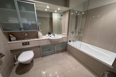 Photo of property in Oxleys Rock Apartments, 401/6 London Quay, Picton, 7220