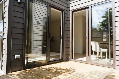 Photo of property in 46d Tiroroa Avenue, Te Atatu South, Auckland, 0610