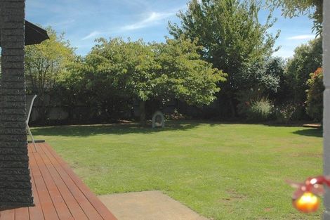 Photo of property in 5 Mcalpine Place, Rangiora, 7400