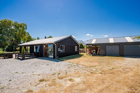 Photo of property in 67 Grandview Road, Lake Hawea, Wanaka, 9382