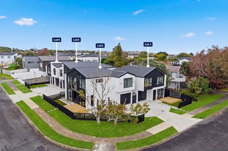 Photo of property in 1a Sheralee Place, Bucklands Beach, Auckland, 2014