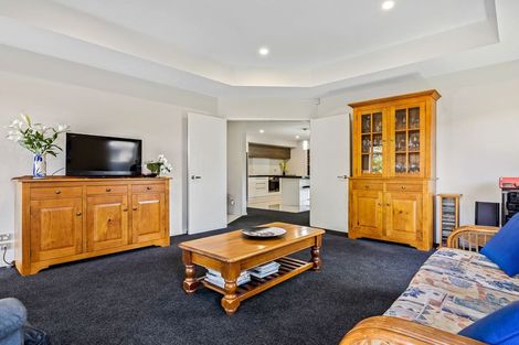 Photo of property in 10 Loxley Place, Lincoln, 7608