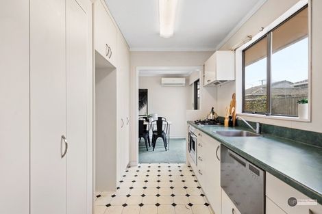 Photo of property in 3/45 Whites Line West, Woburn, Lower Hutt, 5010