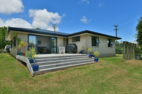 Photo of property in 3291 Kaipara Coast Highway, Glorit, Warkworth, 0984