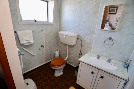 Photo of property in 27 English Street, St Andrews, Hamilton, 3200