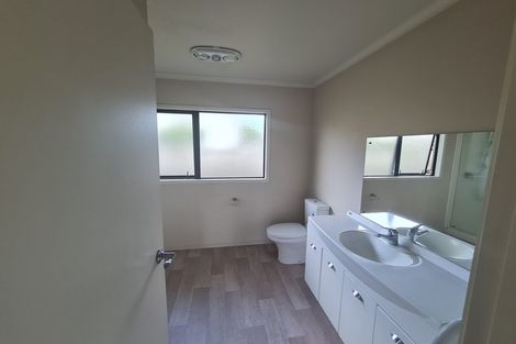 Photo of property in 4 Owhatiura Drive, Lynmore, Rotorua, 3010