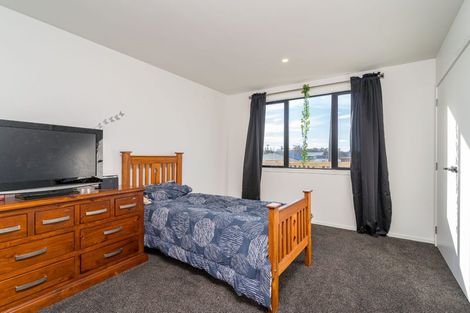 Photo of property in 22 Ajax Street, Milton, 9220