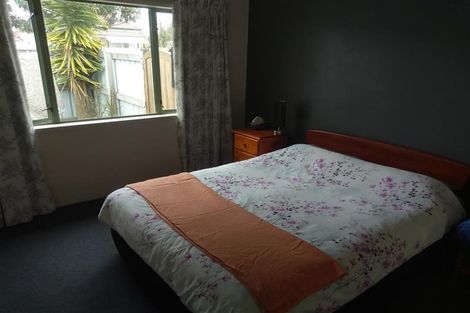 Photo of property in 214 Grove Road, Mayfair, Hastings, 4122